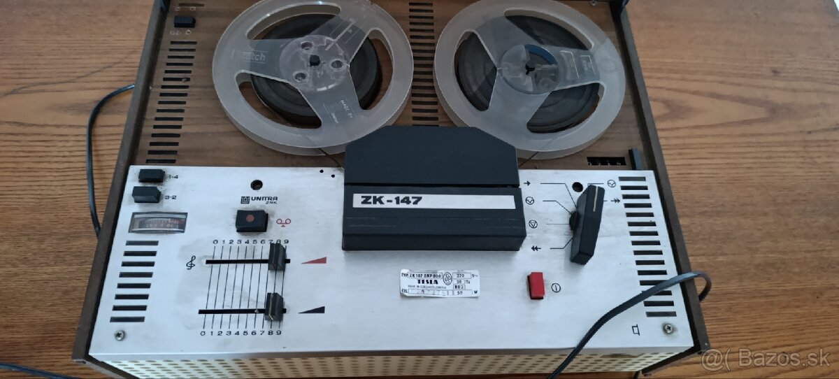 Magnetofon Tesla ZK-147 - 2