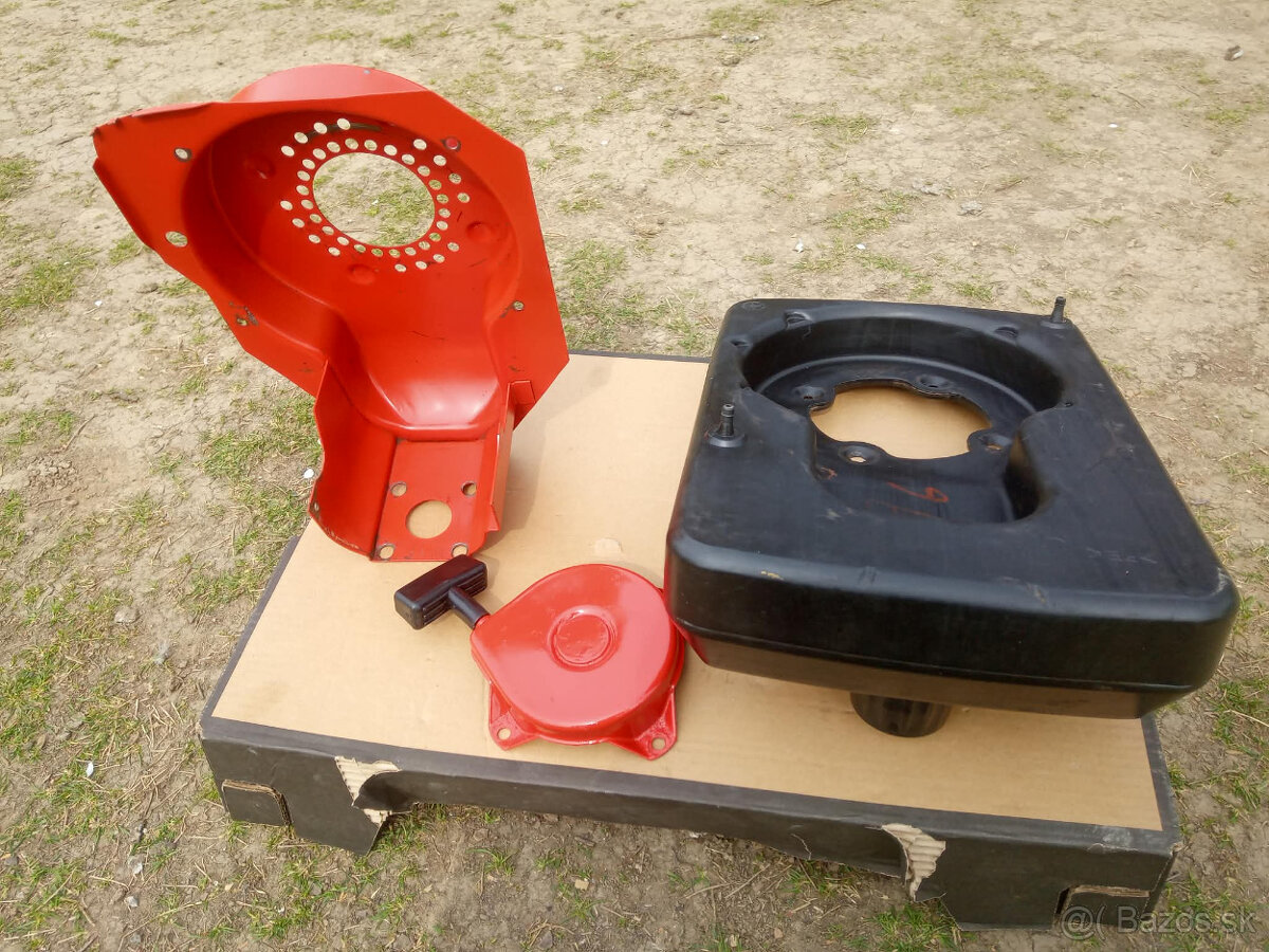 benzínová nádrž, chladiaci plech a štartér na Vari - 2