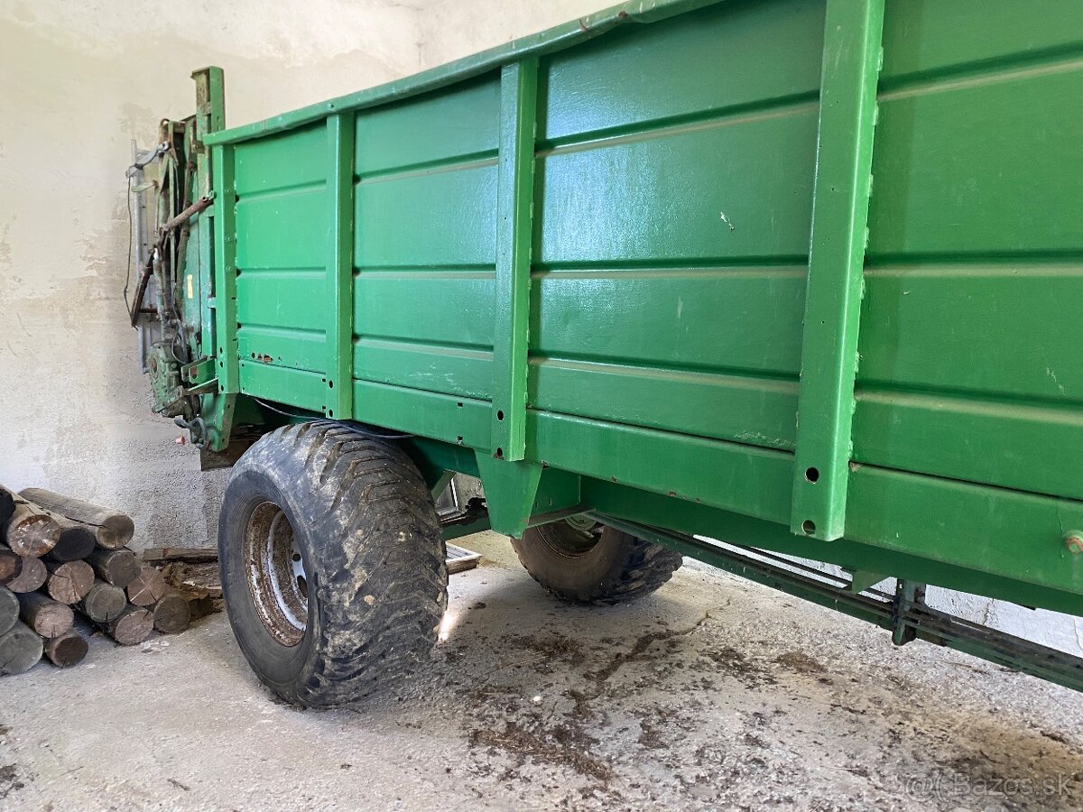 Rozmetadlo hnoja - 2