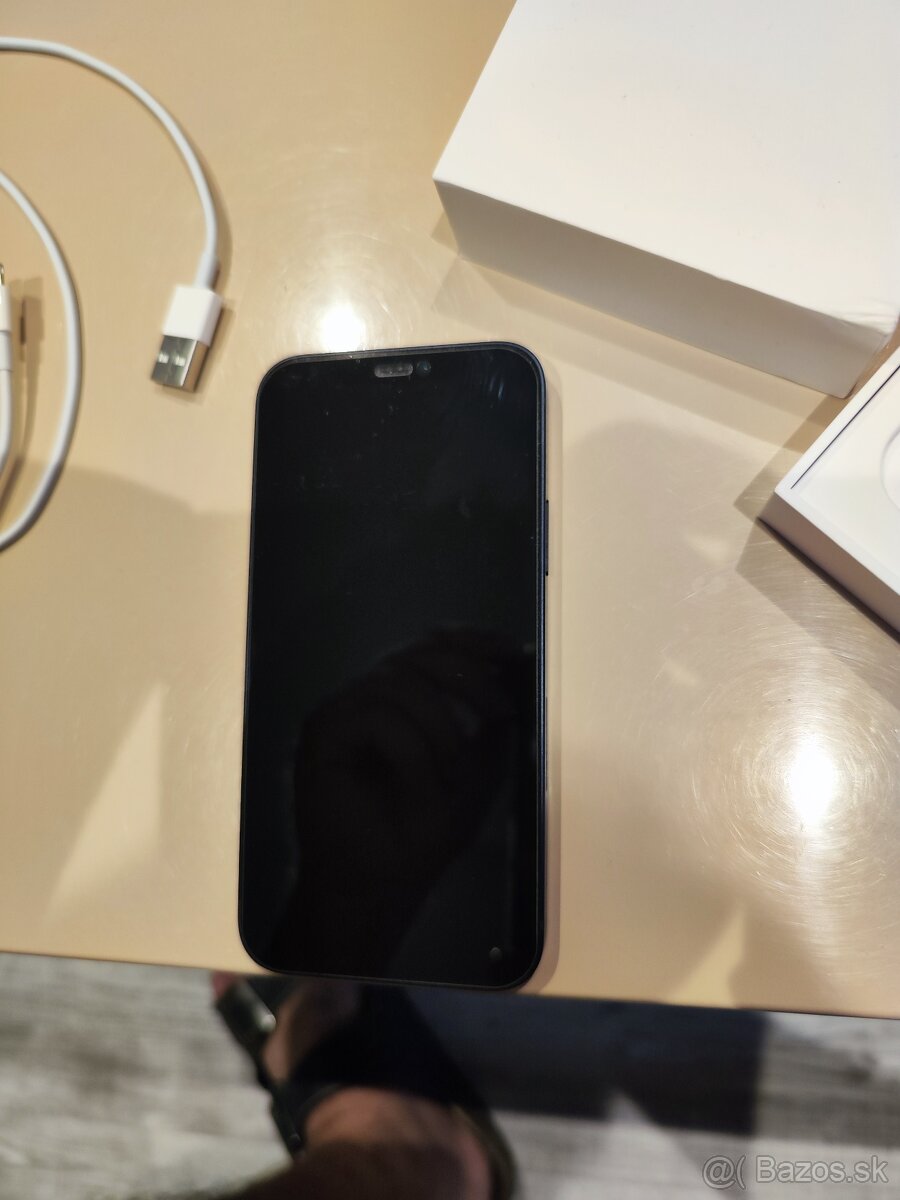 Iphone 12, 64 GB - 2