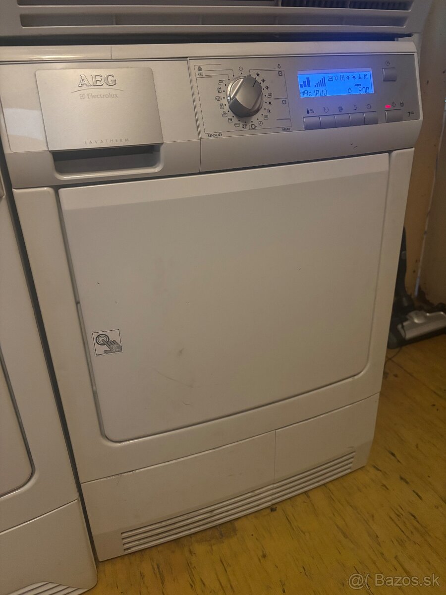 Sušička AEG lavatherm - 2