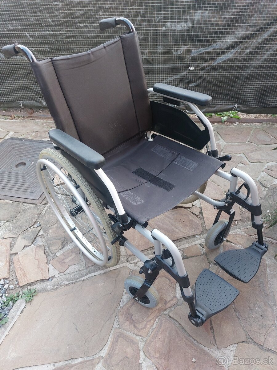 Invalidný vozík - 2
