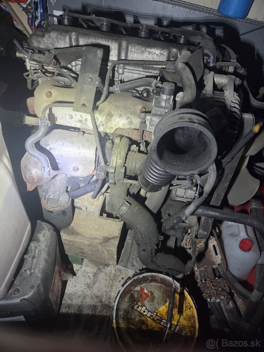 Motor kia 2.5 crdi 103kw - 2