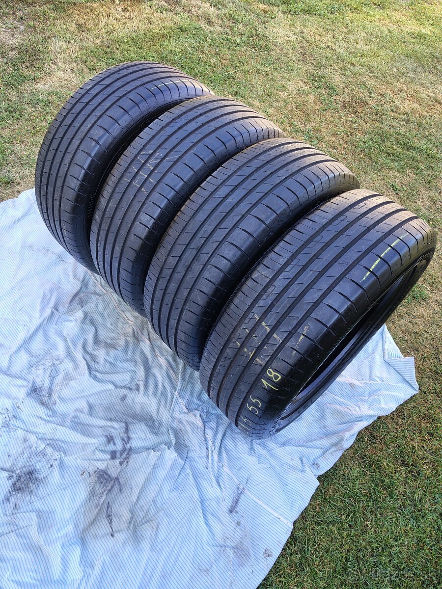 215/55 R18 95H - 2