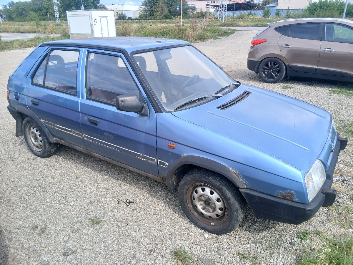 Škoda favorit LX - 2