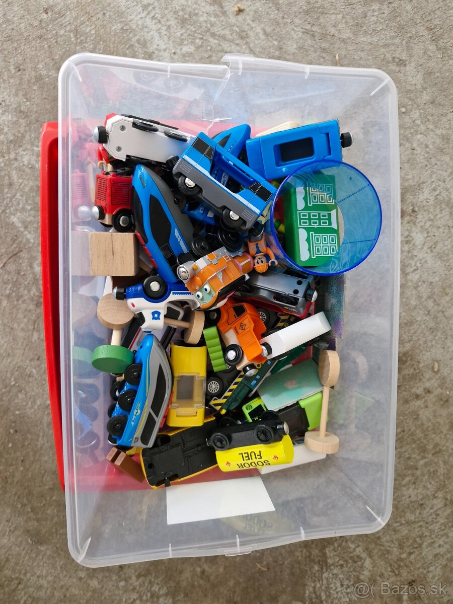 Predám 4 boxy hračiek - 2