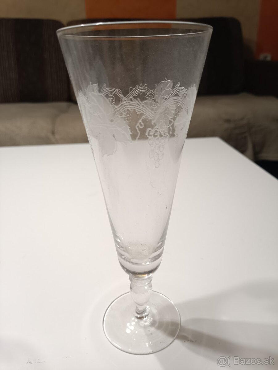 Sada vínových pohárov - 2