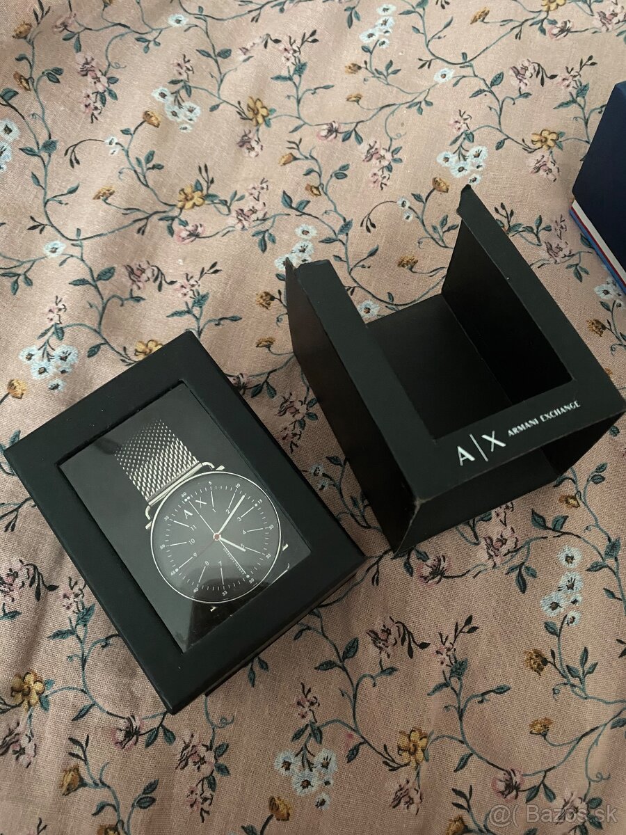 Pánske hodinky Tommy Hilfiger a Armani Exchange AX2900 - 2