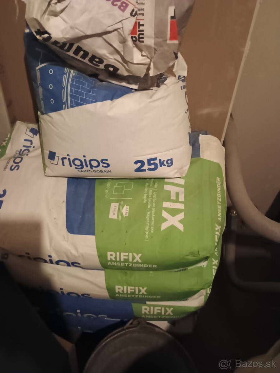Predám sadrokartón a osadzovaciu maltu Rigips - 2