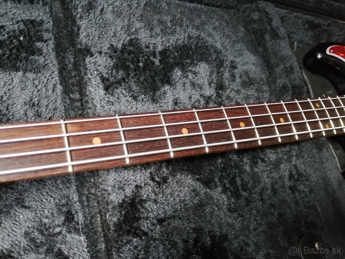 Fender '60s Jazz Bass - 2