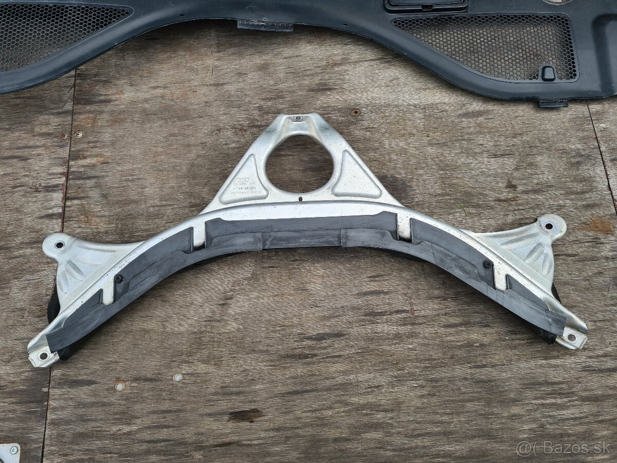 Audi A6 C7 rozpera , prepazka , torpedo stieracov - 2