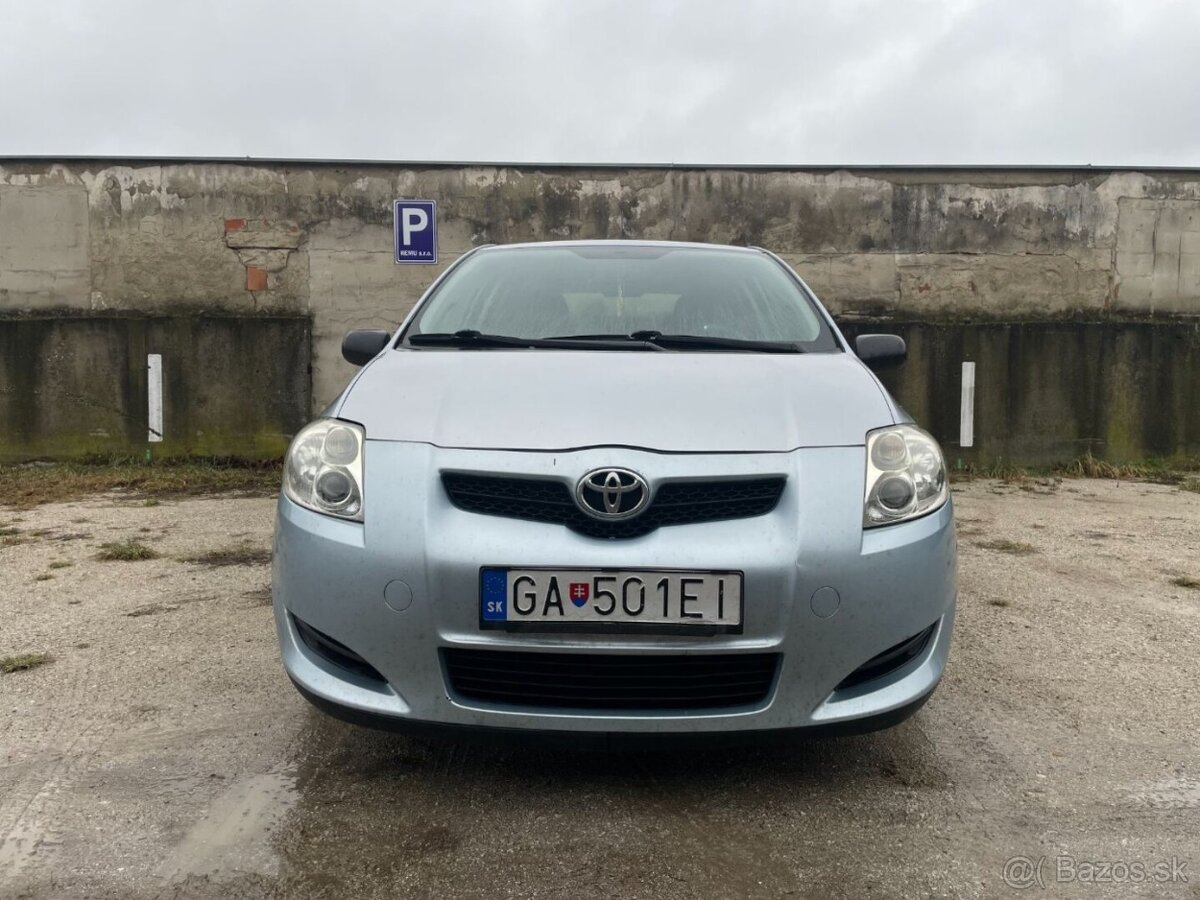 Toyota Auris 1.4 2008 - 2