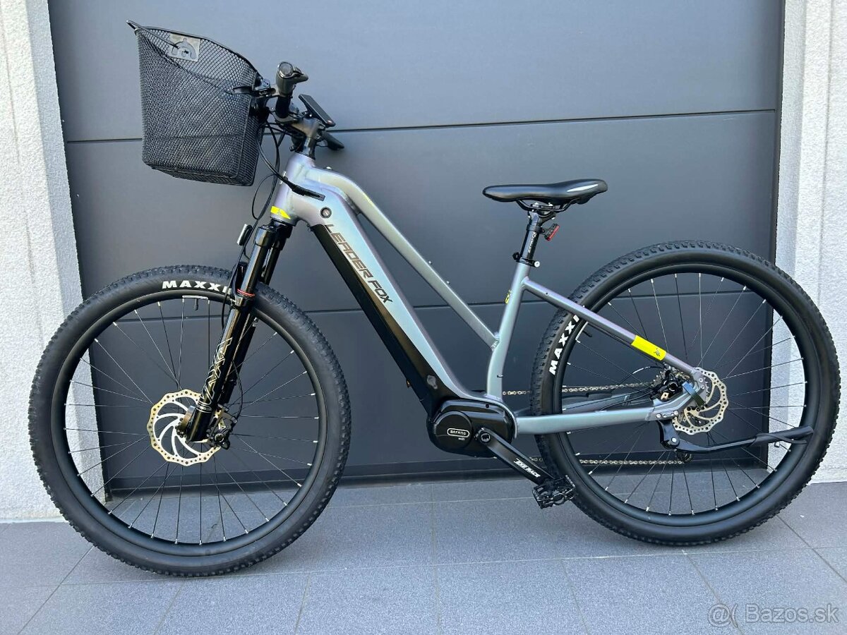 LEADER FOX AWALON - 1 - 2