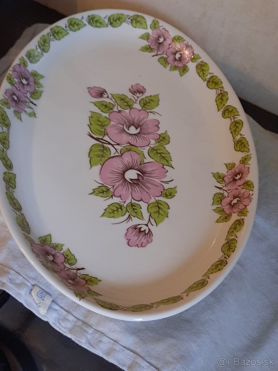 Servírovacie misy. - 2