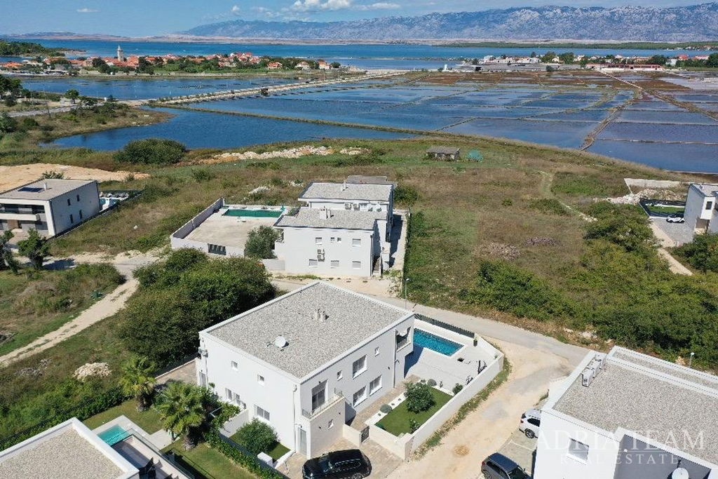 CHORVATSKO 🍁 JESENNÁ AKCIA REKREAČNÝ DOM S BAZÉNOM, 120 m - 2