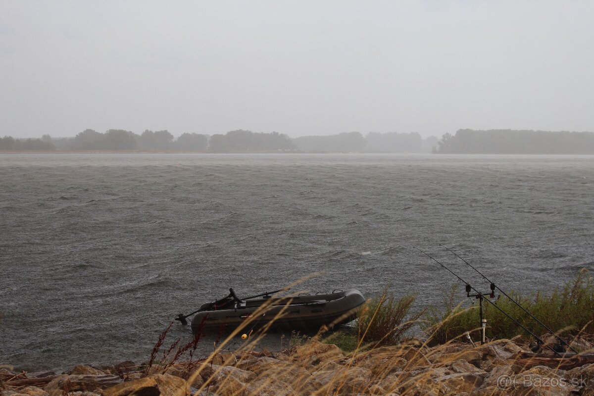 Čln Raptor x-wide 300. Hlinikova podlaha - 2