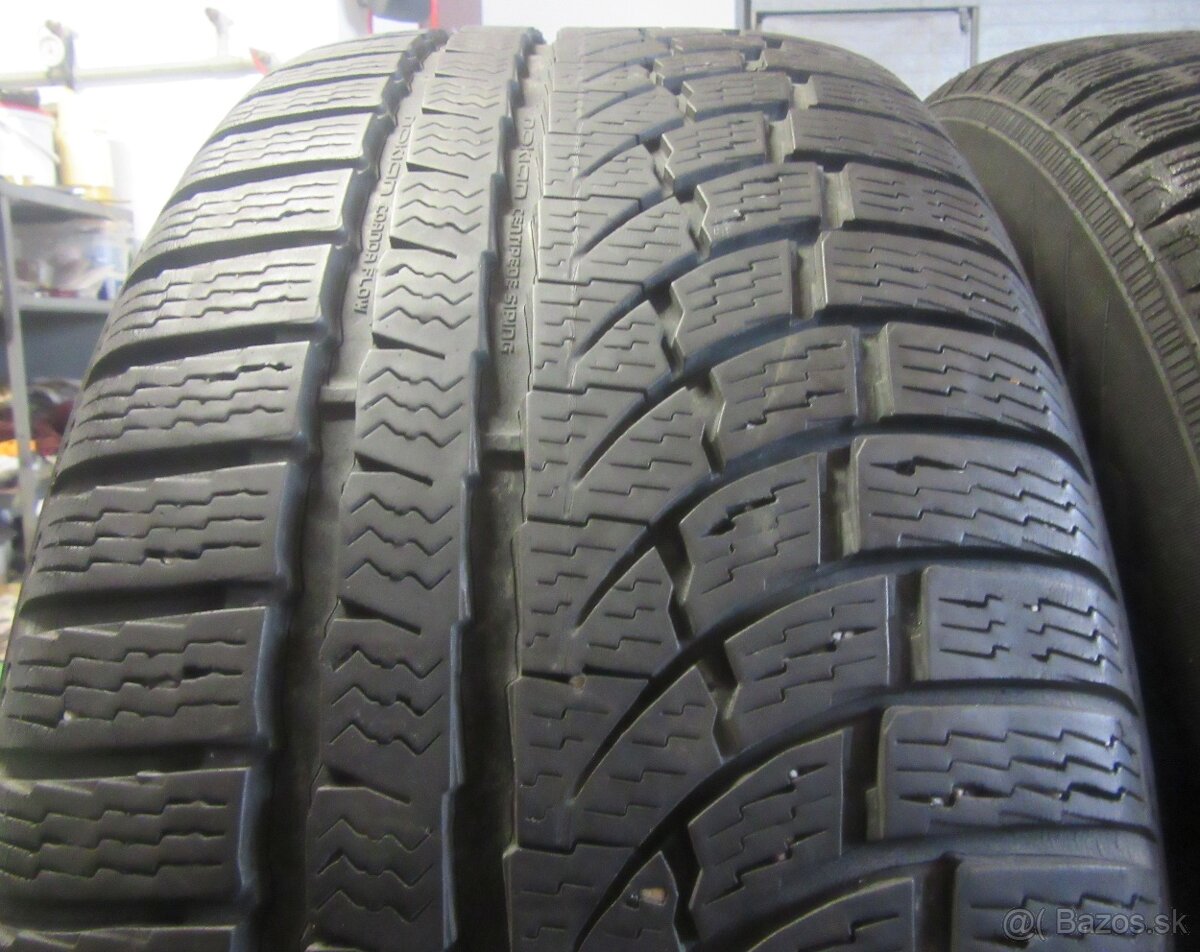 Zimné pneumatiky 235/55R17 nokian - 2