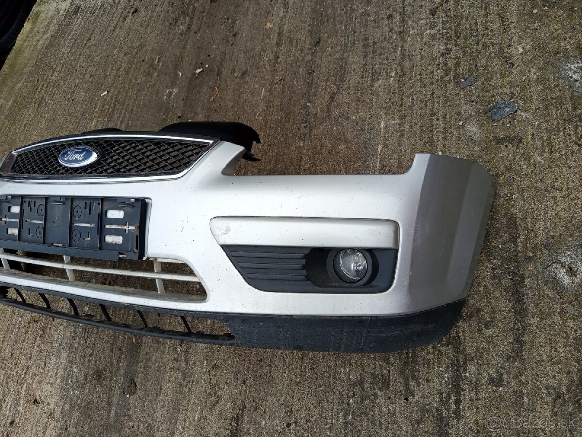 Predný nárazník Ford Focus Mk2 - 2