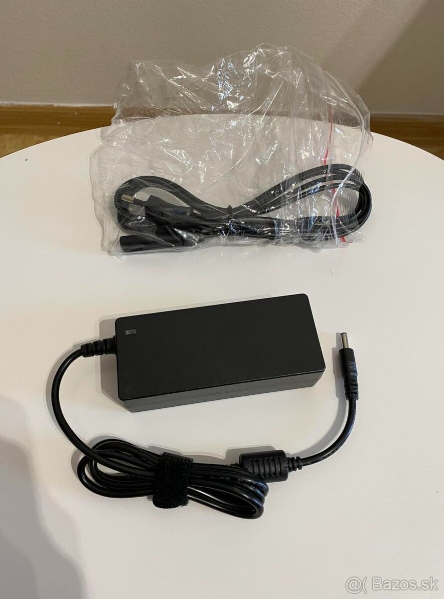 Nabíjačka na notebook Asus 19V 3,42A rozmer 4x1,35 - 2