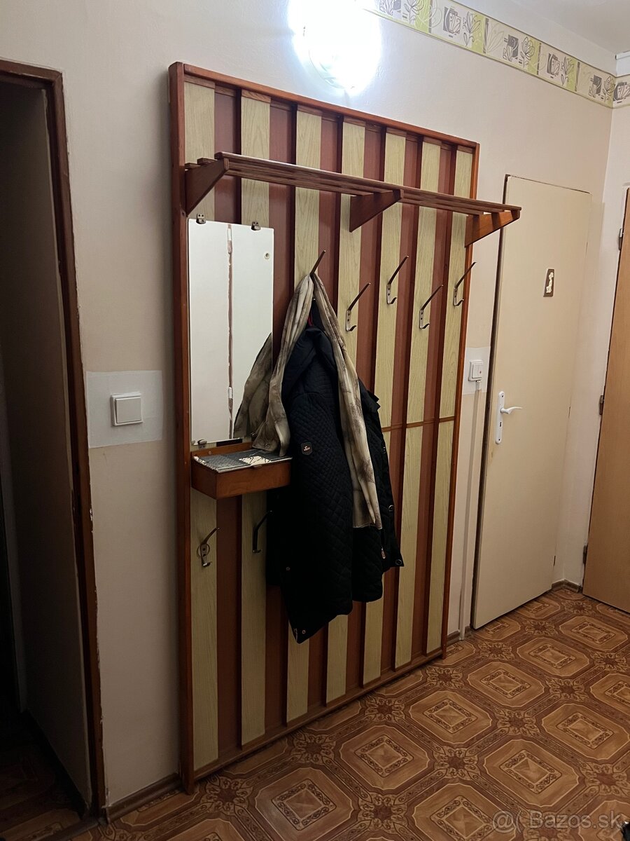 Vešiak do predizby - 2