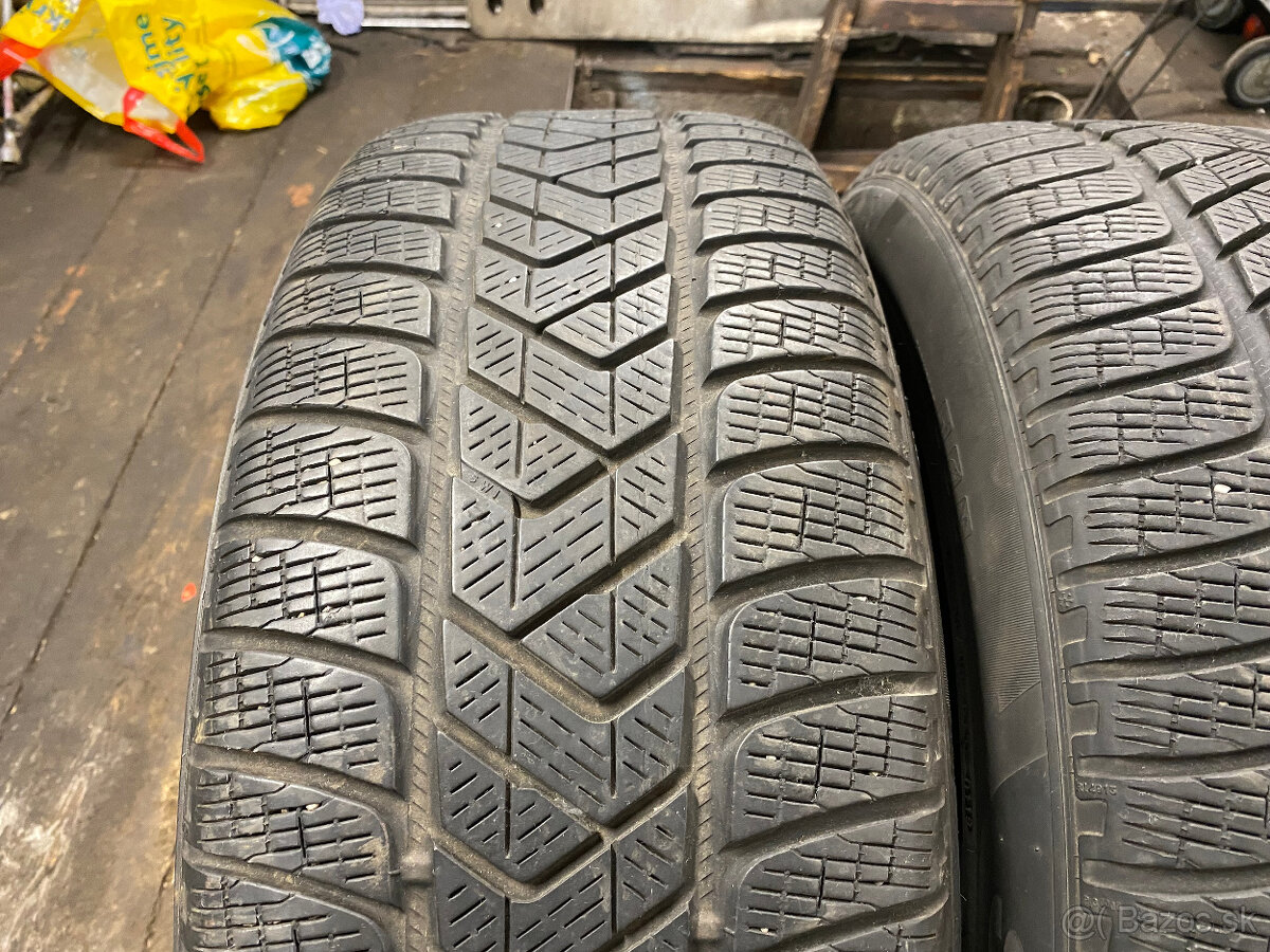 Pirelli Scorpion Winter 235/55 R18 ZIMNE - 2