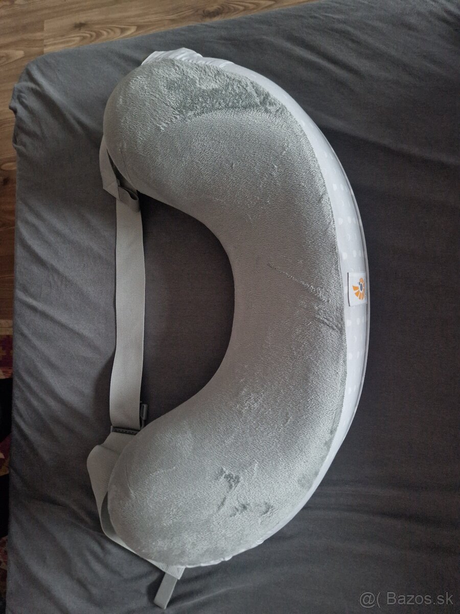 ErgoBaby ergonomicky vankus na kojenie - 2