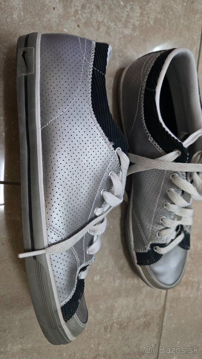 Sneakers NIKE - v. 45 - 2