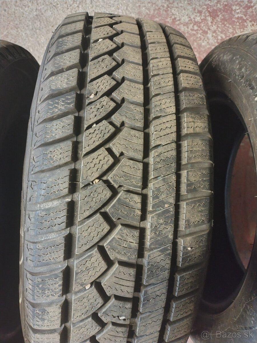 Zimné pneu 195/60R15 - 2