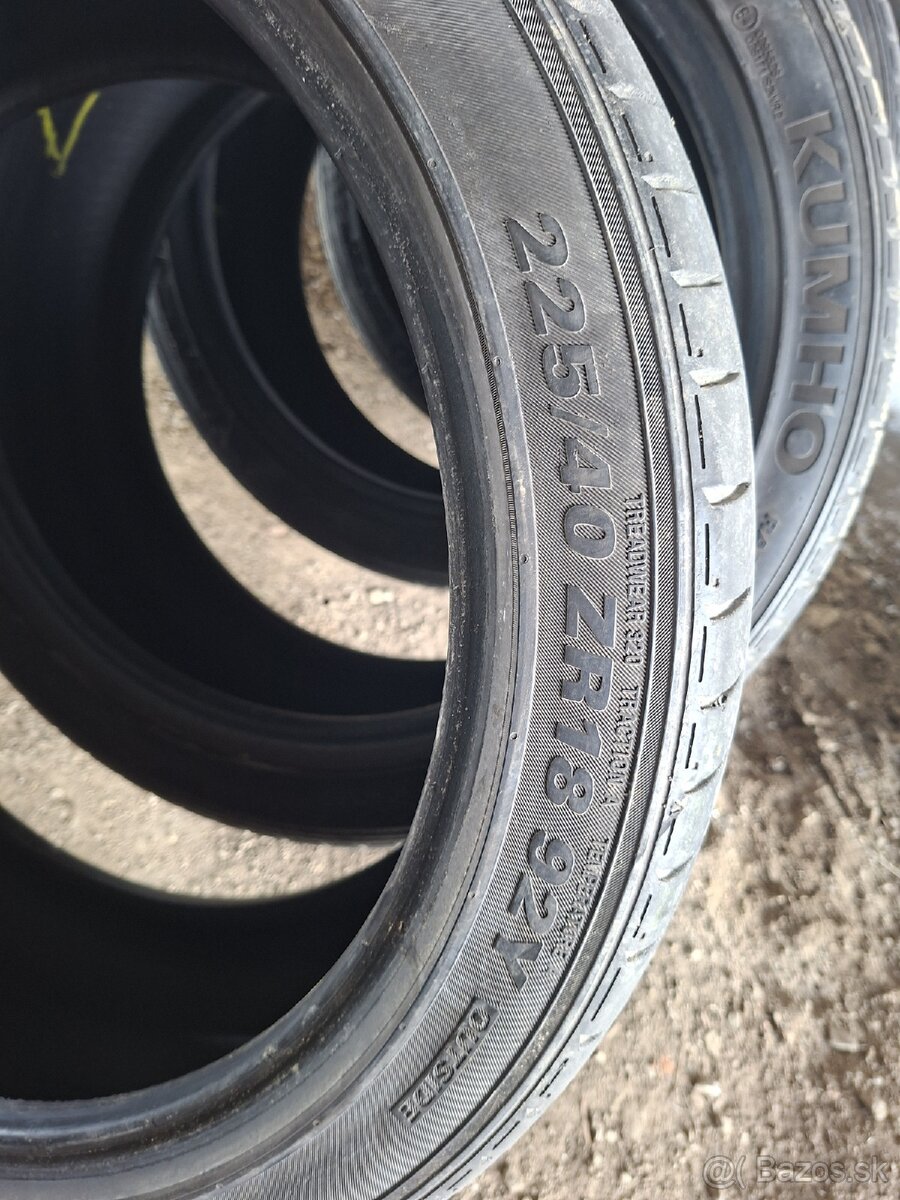 Kumho letné pneu 225/40 ZR 18 92Y - 2