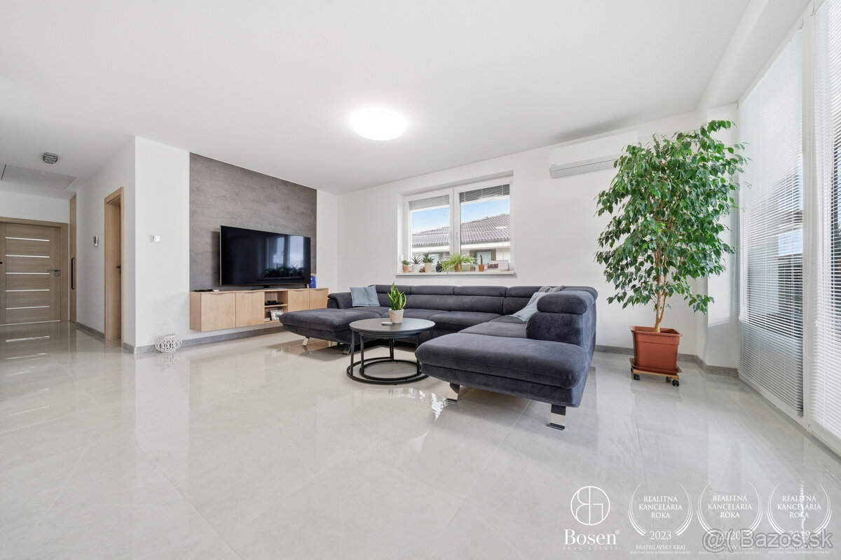 BOSEN | 3 izb.byt čiastočne zariadený s vlastným parkovaním - 2