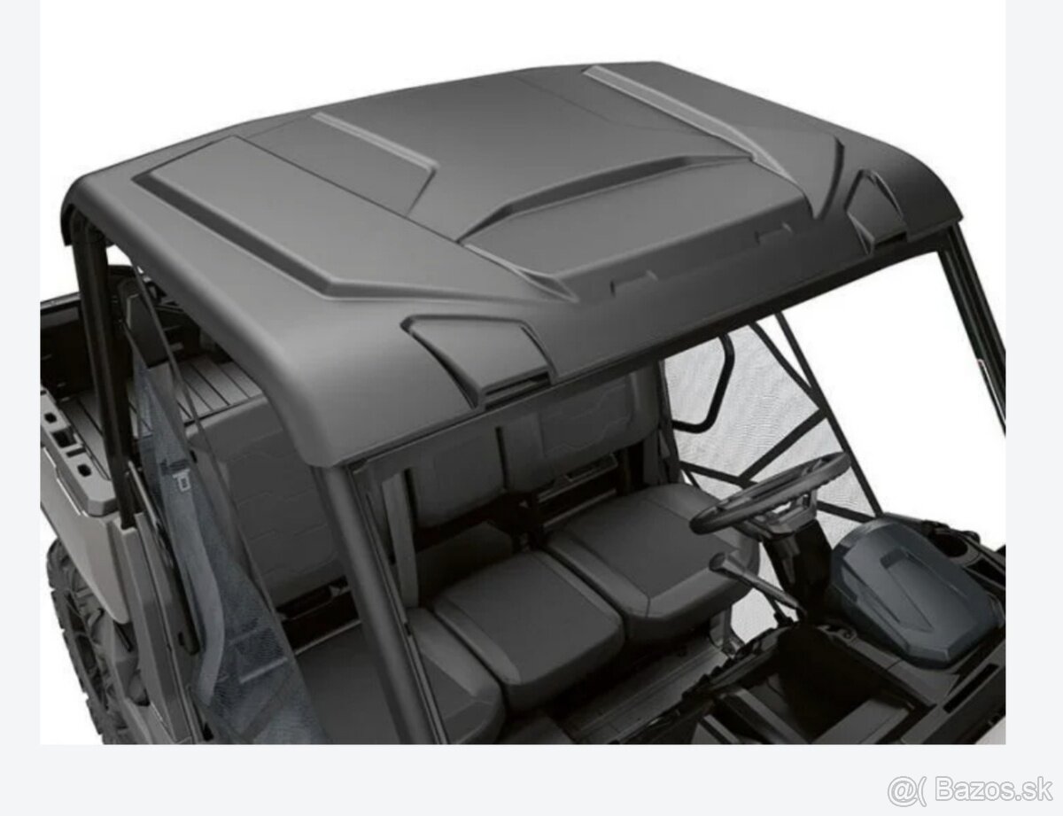 Can Am Traxter Kabína