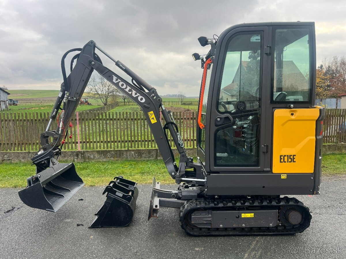 Minibagr VOLVO EC15e pouze 710mth / hyd.svahovka + podkopy - 2