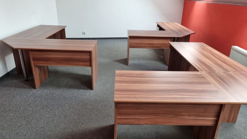 kancelársky stol v tvare L - 2