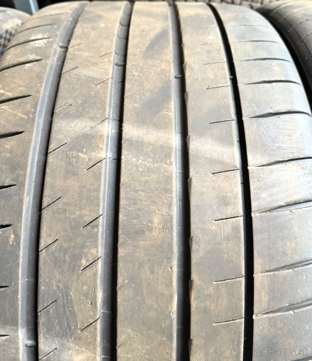285/30 R21 Michelin Pilot Sport 4S - 2