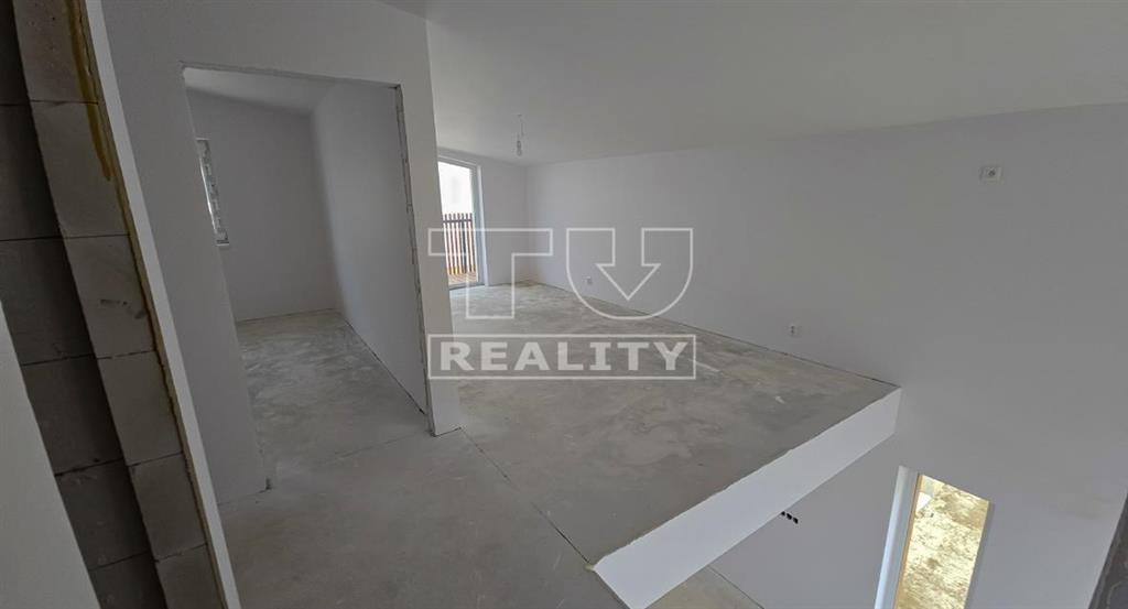 NOVOSTAVBA - 5 IZBOVÝ RODINNÝ DOM IBA 15 MIN.OD AUPARKU - 2