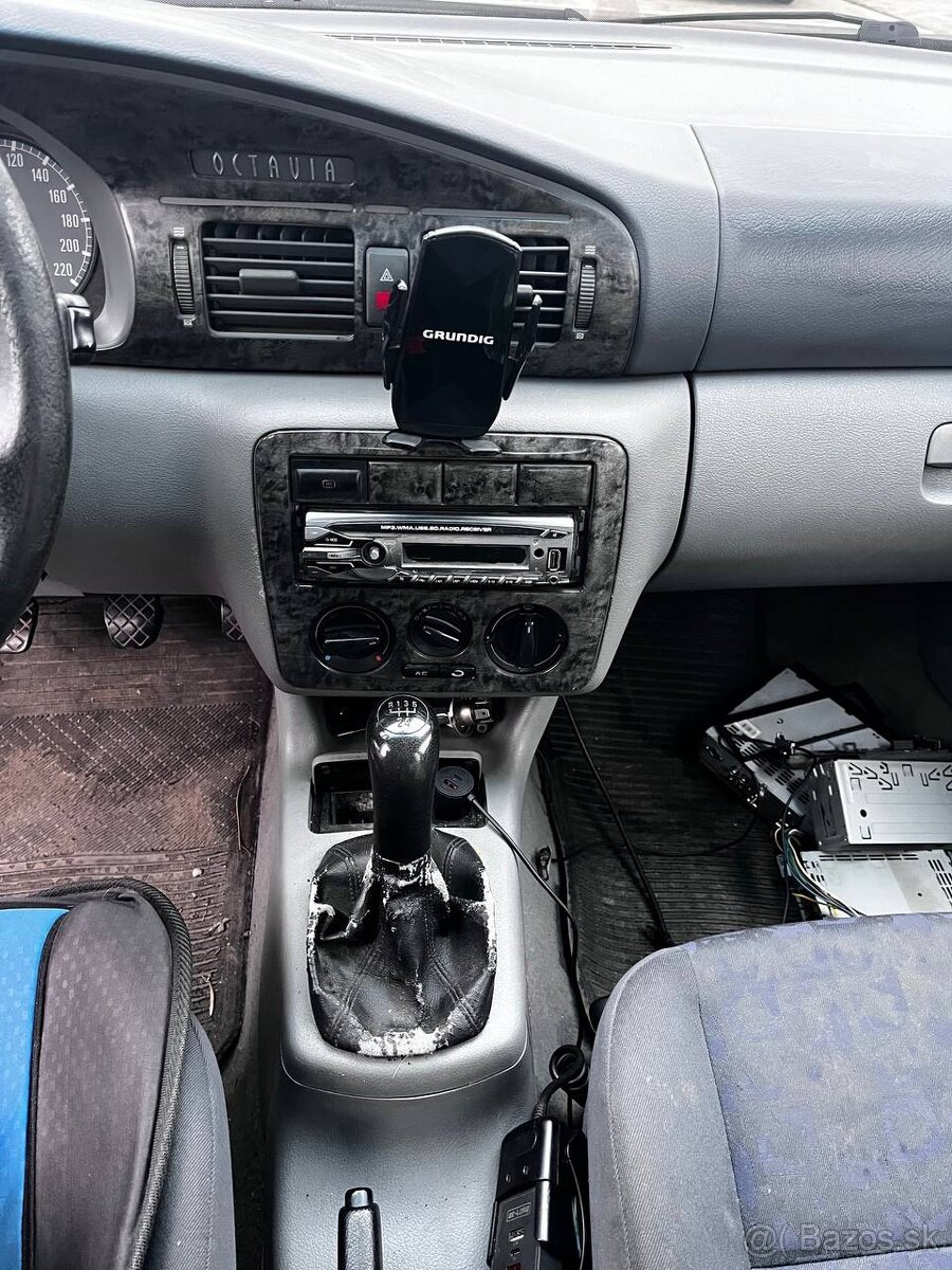 Škoda Octavia 1 - 2