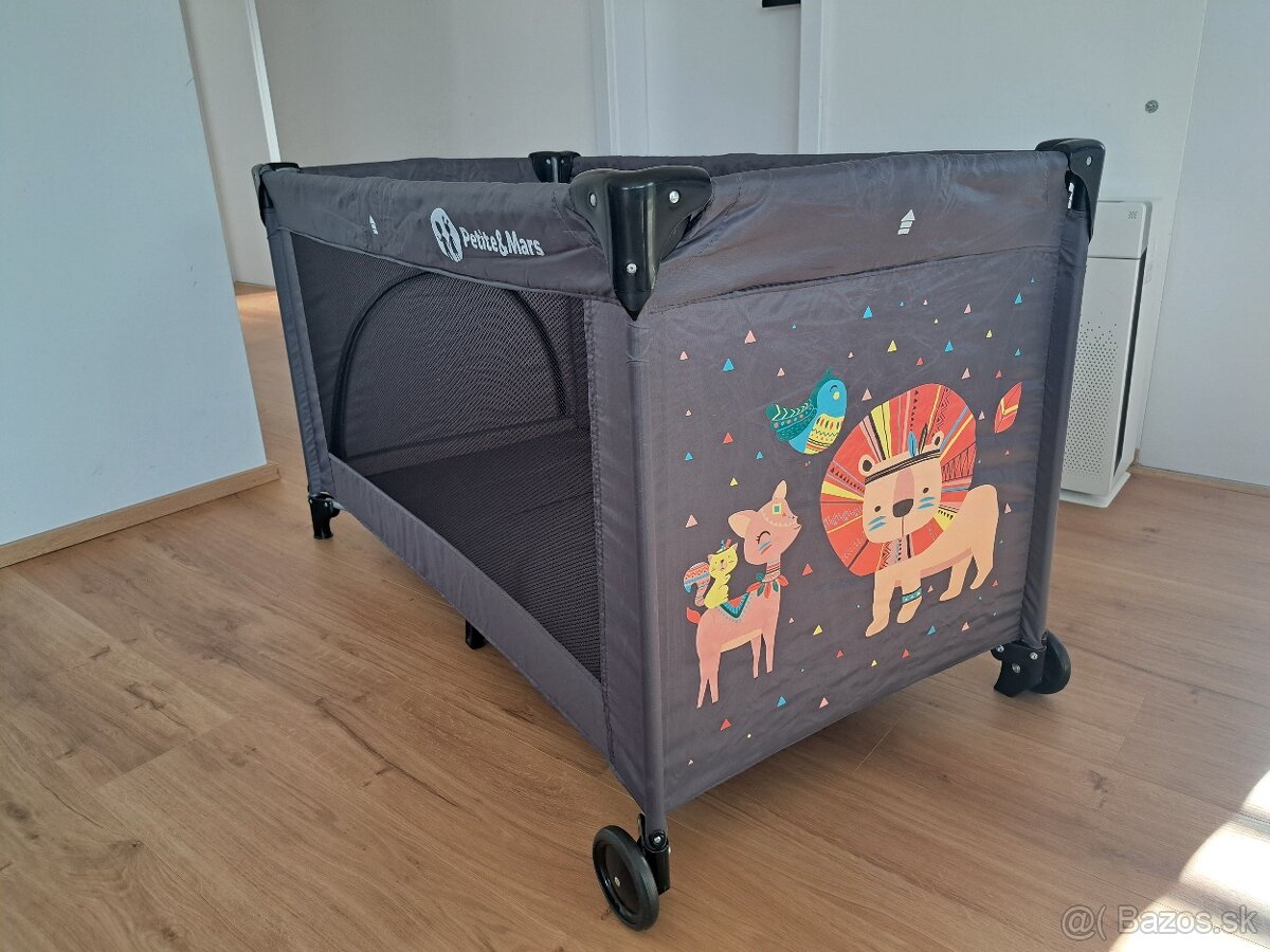 Petite&Mars cestovná postieľka Koot Lion Grey - 2