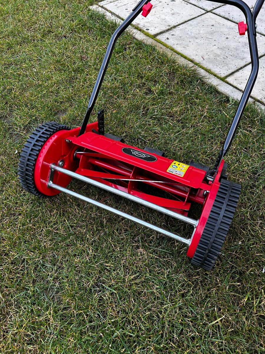 Vretenová kosačka Hecht - 2