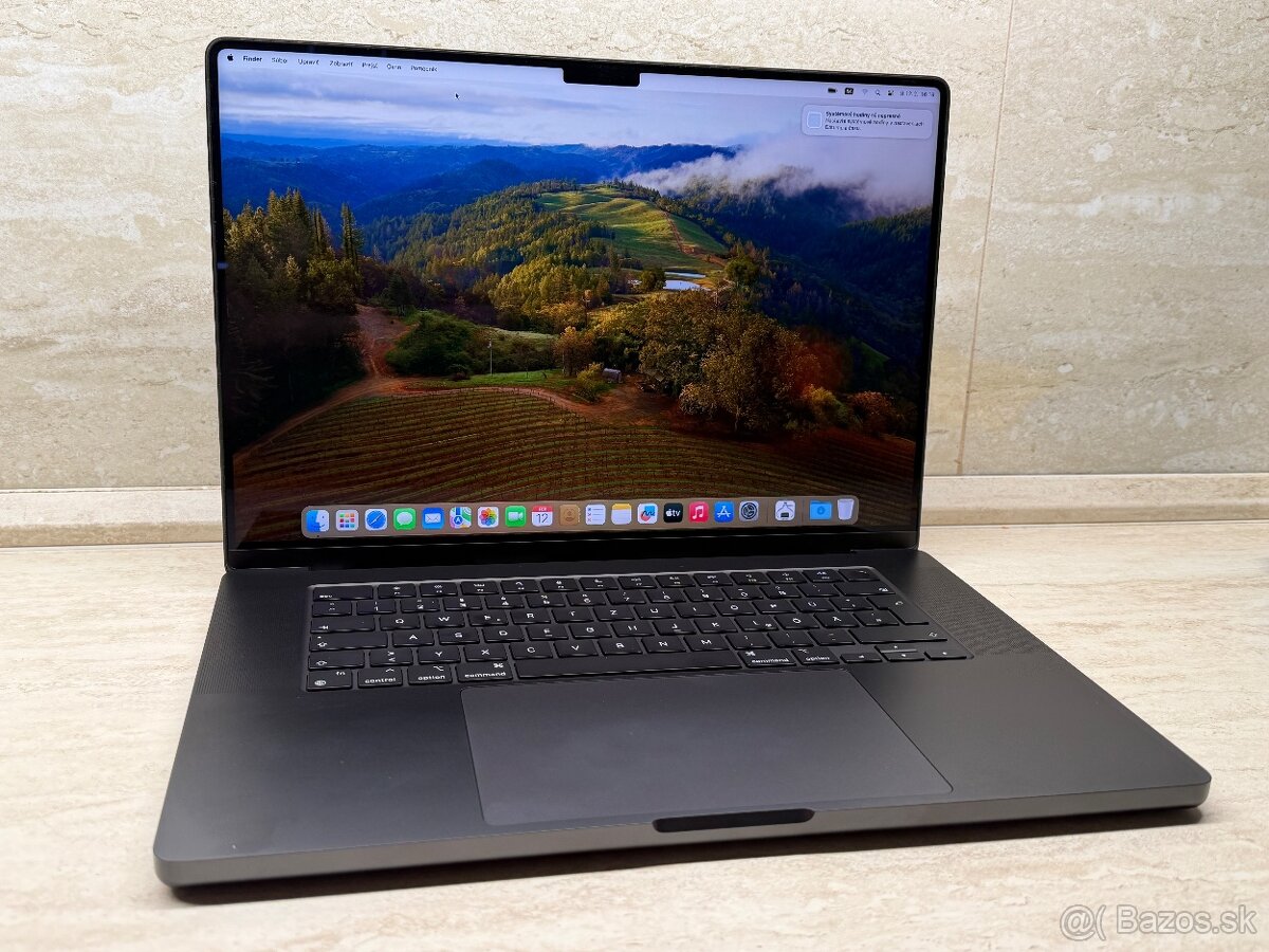 MacBook Pro 16" M3 Pro 12-CPU 18-GPU, 18GB, 512GB - 2