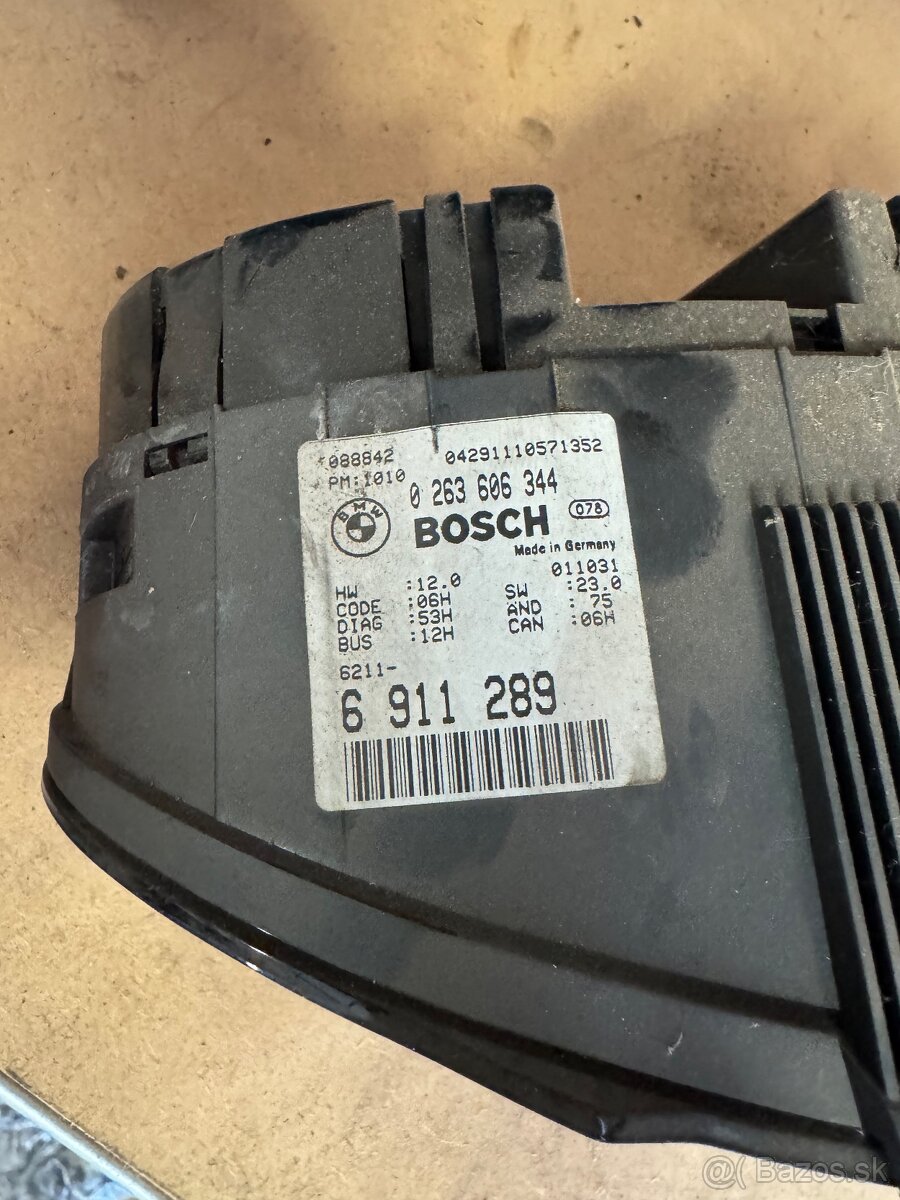 Predám budíky BMW e46 - 2