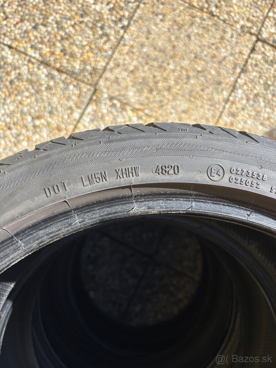 Letné pneumatiky 225/40 r18 - 2