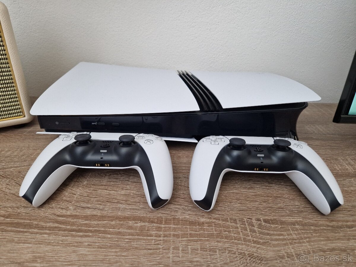 Playstation 5 Pro s príslušenstvom - 2