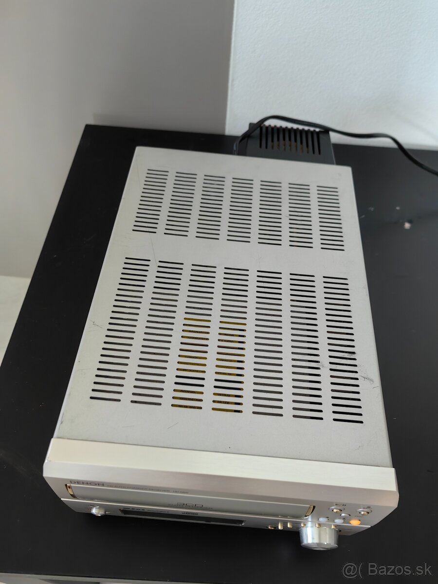 Denon UD-M50 receiver - 2