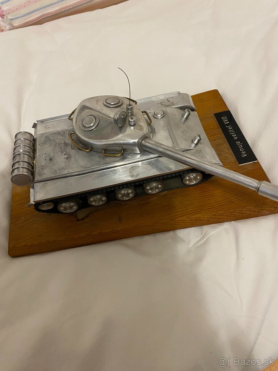 Kovový model tanku - 2