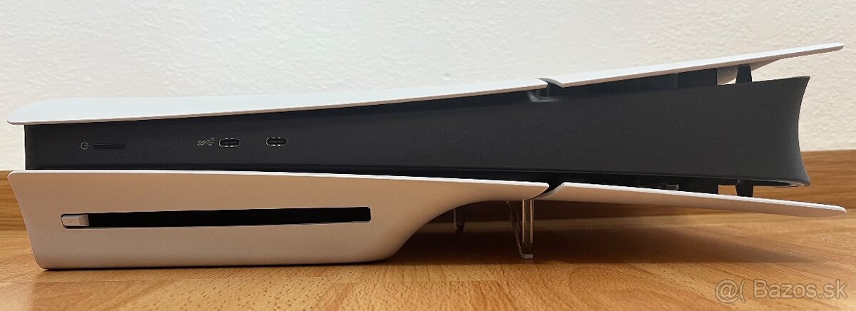 Predám Playstation 5 Slim Digital Edition - 2
