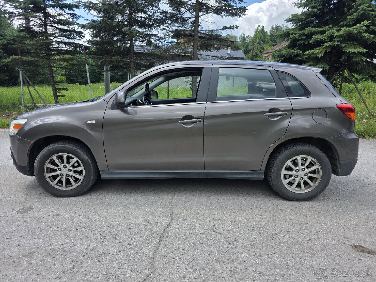 Mitsubishi asx - 2