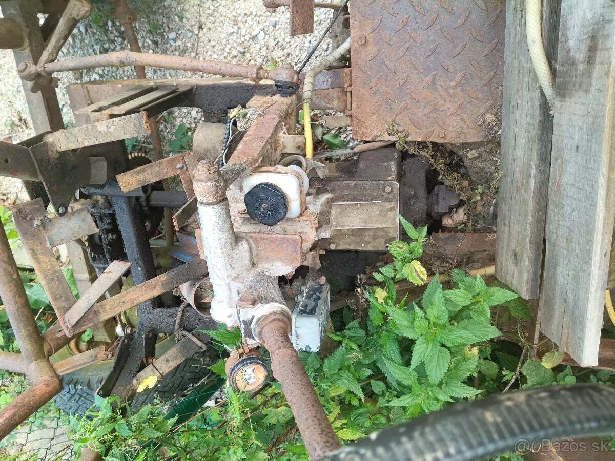 Predám malotraktor - 2