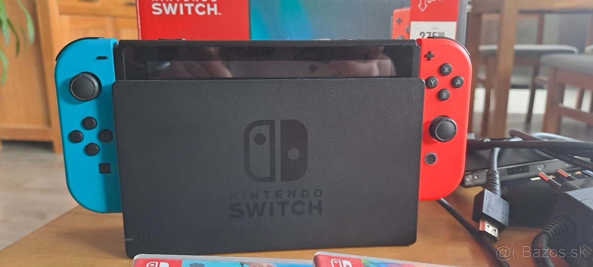 Nintendo Switch + príslušenstvo a hry - 2