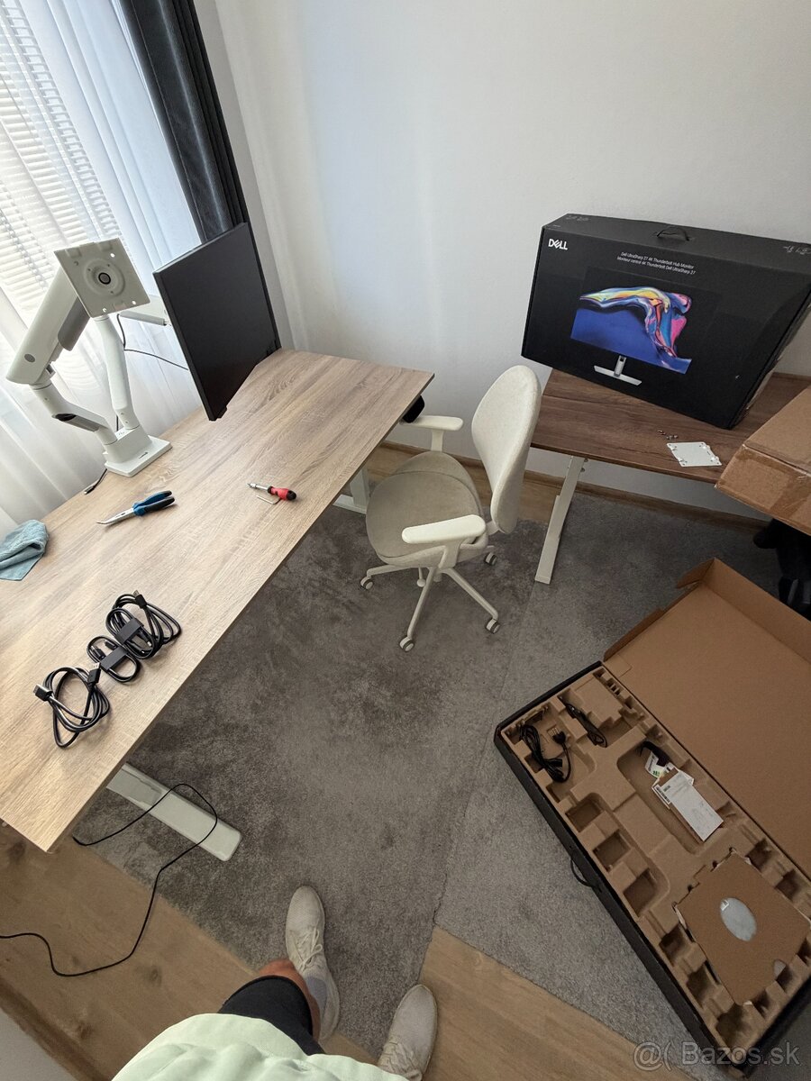 AlzaErgo dvojité rameno na 2 monitory – biele - 2