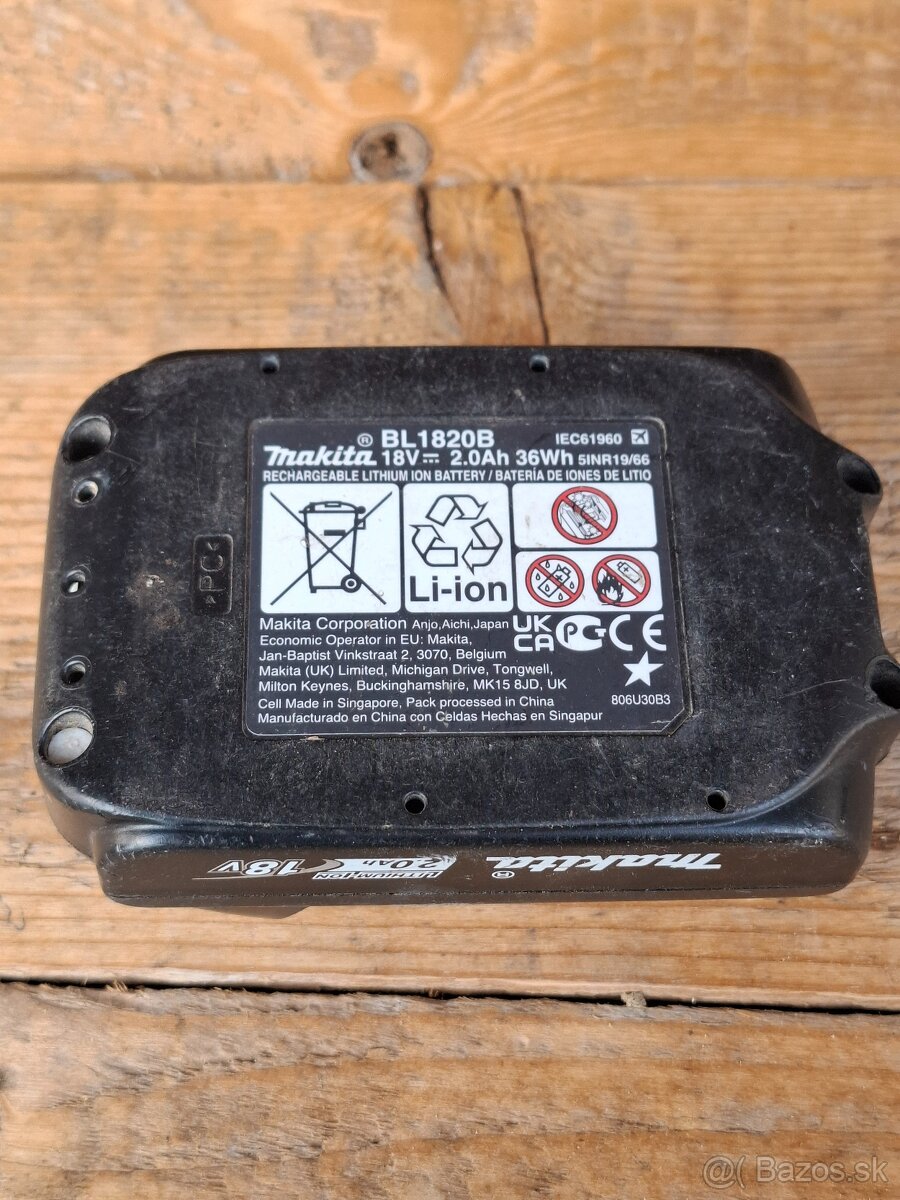 Makita aku 2ah bateria 18v - 2